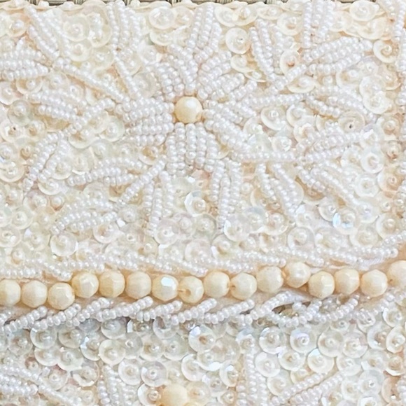 🌟HP🌟VTG 1950s Ivory Silk Bead & Sequin Envelope Clutch Evening Bag - Picture 4 of 13